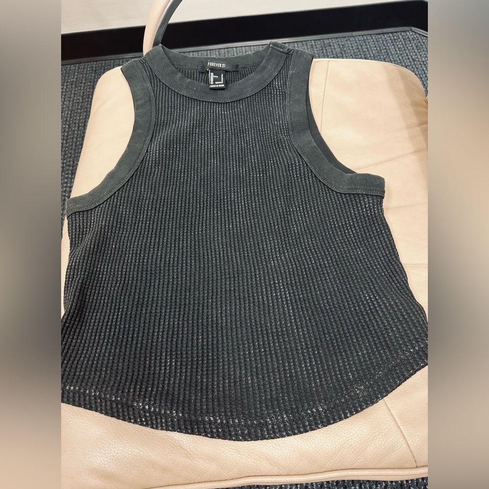 4 Girls’ Tops